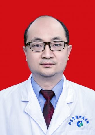 杨小奇