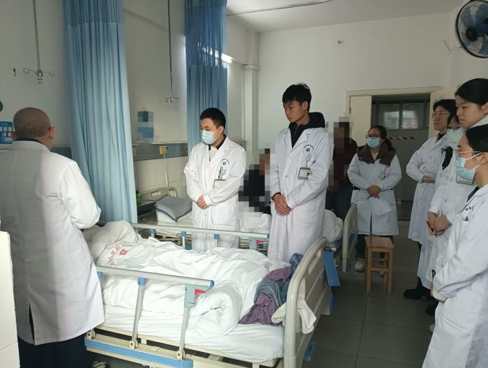 精准施策破局罕见病：湘南学院附属医院成功救治ADEM患者