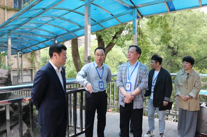 党建共联解难题 上门服务优营商 